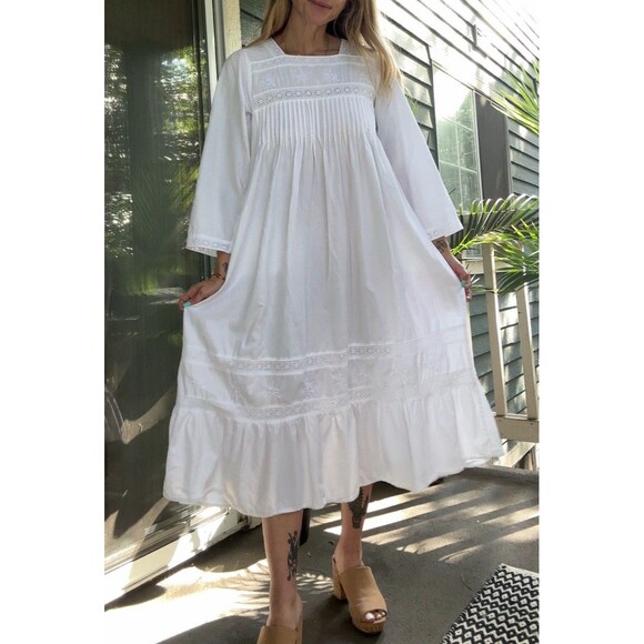 The 1 For U Dresses & Skirts - 1 For U White Lace Women’s Nightgown Size M Prairie Cottagecore Eyelet Dress